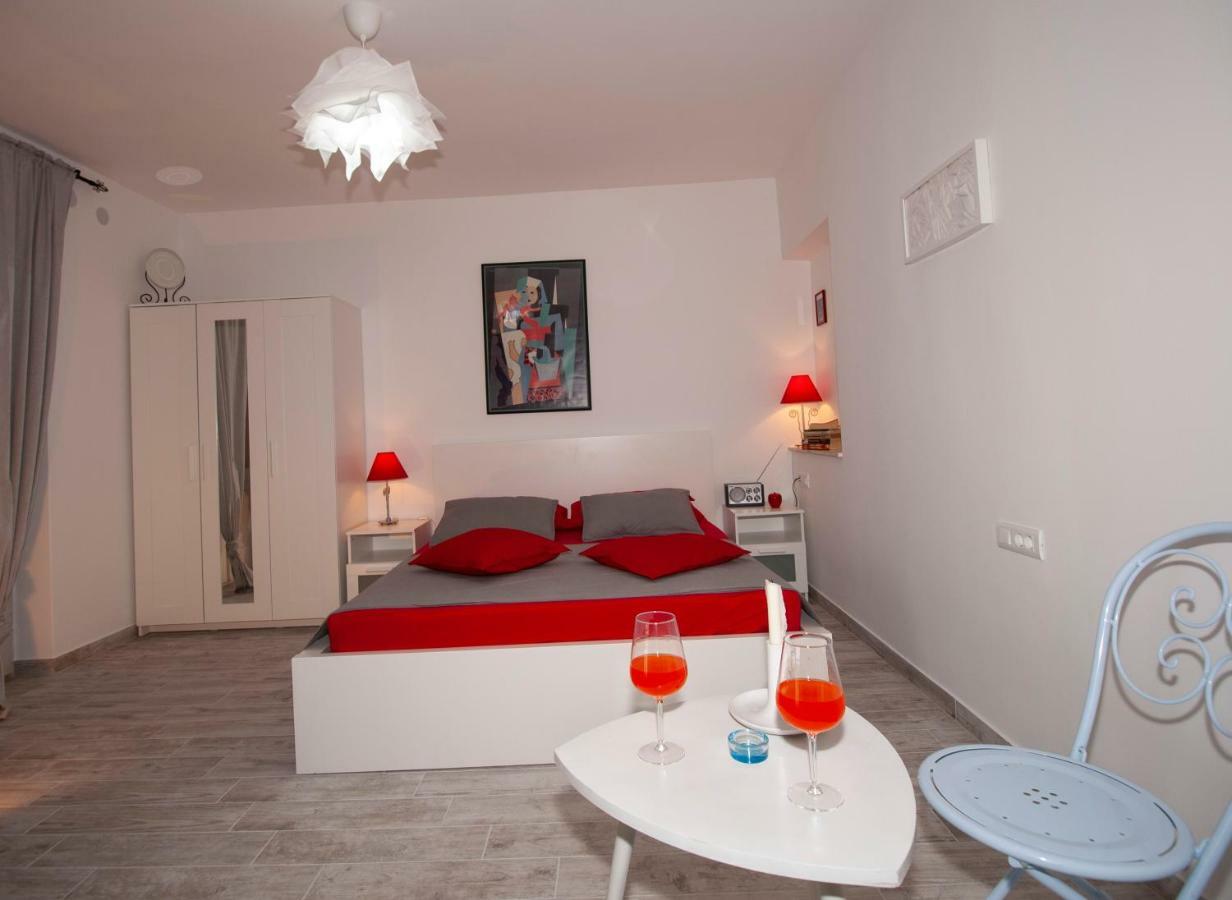 Apartments Barka Tučepi Εξωτερικό φωτογραφία